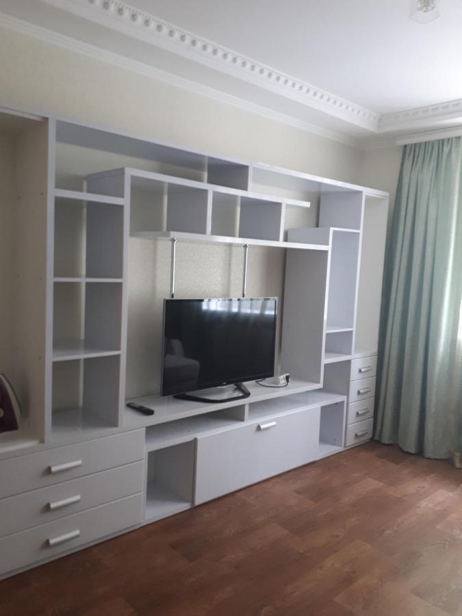 2 Комн. 5 Мест, 10 Мин. До Центра Apartment Kropyvnytskyi Ngoại thất bức ảnh