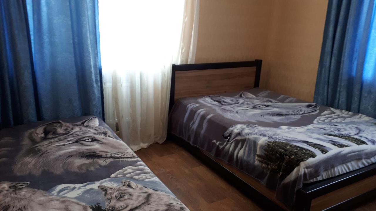 2 Комн. 5 Мест, 10 Мин. До Центра Apartment Kropyvnytskyi Ngoại thất bức ảnh